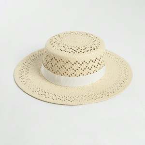 Nouveau Chapeau Canotier Décontracté en Paille Tressée Tendance Printemps-Été Creux pour la Plage - Product Image 6