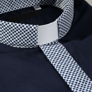 Usine OEM personnalisé pur coton à manches longues poche col romain étiquette col respirant Cool chemise du clergé pour les ministres prêtres - Product Image 3