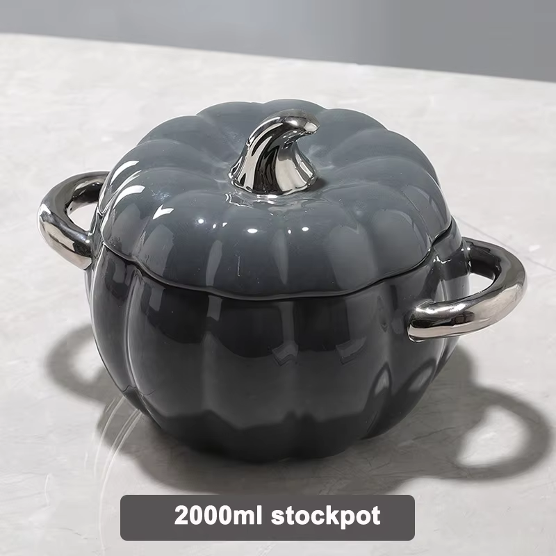 สีเทาเข้ม