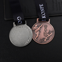 Médaille personnalisée en or, argent et cuivre gravée pour le judo, le taekwondo et le karaté