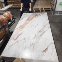 Planche de marbre à finition brillante, imperméable et traitée anti-UV, personnalisable pour la décoration murale des bureaux commerciaux, salles à manger, salons, extérieurs et gymnases