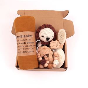 Set Perlengkapan Bayi Baru Lahir 6 Pcs, Kotak Hadiah Satu Bulan, Perlengkapan Mandi, Rattle, Mainan Gigitan Bayi - Product Image 3