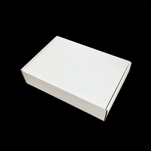 Cajas de Envío Pequeñas Blancas con Logotipo Personalizado Impreso en Papel Kraft Corrugado para el Día de San Valentín, Gafas de Sol - Product Image 4