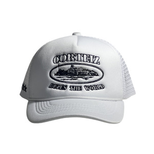 Cappello Trucker Grigio a 5 Pannelli di Alta Qualità per Sport all'Aperto Estivi, con Etichetta Personalizzata e Logo Ricamato su Richiesta - Product Image 6