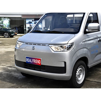 Camion DFSK Chuangfu Niuka d'occasion, boîte manuelle, conduite à gauche, sièges en tissu R15, essence, moins de 4L