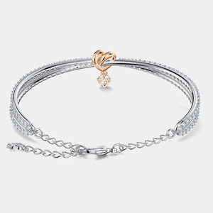 กำไลข้อมือรูปหัวใจทันสมัยสำหรับผู้หญิง ดีไซน์หรูหรา เหมาะสำหรับใส่ในงานกลางคืนและใส่ได้ทุกวัน - Product Image 1