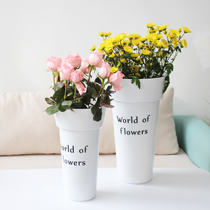 Maceta decorativa de alta calidad <span class=keywords><strong>para</strong></span> flores cortadas, Cubo de flores de plástico blanco y negro <span class=keywords><strong>para</strong></span> decoración del hogar - Product Image 4