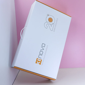 Impresión personalizada <span class=keywords><strong>de</strong></span> cartón corrugado, <span class=keywords><strong>caja</strong></span> <span class=keywords><strong>de</strong></span> correo vacía para <span class=keywords><strong>ordenador</strong></span> portátil, <span class=keywords><strong>caja</strong></span> <span class=keywords><strong>de</strong></span> embalaje para tableta con mango <span class=keywords><strong>de</strong></span> plástico - Product Image 1
