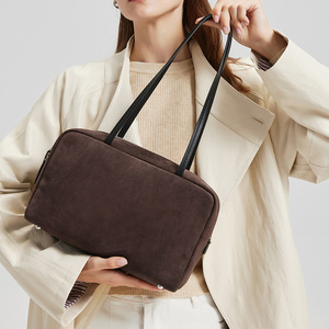 Sac Boston en cuir de vachette mat pour le commerce extérieur, nouvelle collection 2026, style vintage, luxe léger, en cuir véritable, à porter à l'épaule - Product Image 2