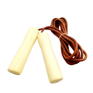 <span class=keywords><strong>Corde</strong></span> de vitesse en cuir véritable réglable, poignée en bois pivotante, parfait <span class=keywords><strong>pour</strong></span> l'entraînement physique de Cardio - Product Image 2