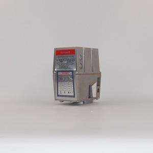 Actionneur hydraulique Honeywell V4055D1043 1/2 po, vanne de régulation à température normale avec support technique - Product Image 4