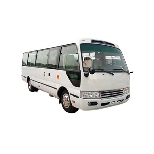 China 7m 6 ruedas posavasos 22 plazas A/C MP3 TV izquierda derecha dirección 90L tanque de combustible volumen mini bus para la venta - Product Image 1