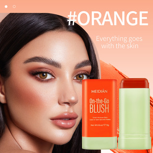 Barra de Rubor Multifuncional, Tamaño Viaje, Rubor en Crema Resistente al Agua con Alta Pigmentación y Efecto Iluminador del Tono de Piel - Product Image 3