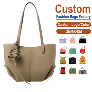 Bolso Tote de Piel de Vacuno de Primera Capa, Color Gris Elefante, con Nudo Chino Premium, Gran Capacidad, Personalización OEM - Product Image 1