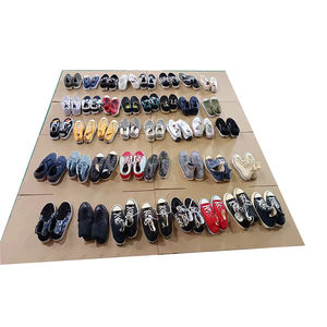 Zapatos de Lona con Suela Alta de Cuero Multicolor, Calzado Usado para Hombre y Mujer - Product Image 3