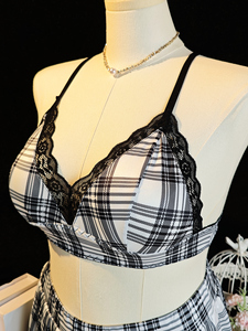 Conjunto de Lencería Sexy de 3 Piezas para Fiesta, Talla Grande, con Encaje a Cuadros, Transpirable, de Poliéster/Nailon, para Chicas Curvilíneas, Camiseta sin Mangas y Falda Plisada con Tanga - Product Image 4