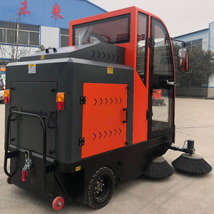 Electric Ride On Sweeper 42 Gal Hopper 700Mm Main Brush For Factory Industrial Park Cleaning - Product Image 1