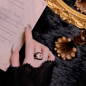 Stile Vintage di alta qualità anello di <span class=keywords><strong>dio</strong></span> occhio fascia di lusso con smalto nero regolabile in rame dalla fabbrica di gioielli - Product Image 3