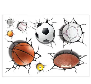 थोक गेंद का खेल बास्केटबॉल फुटबॉल वॉलीबॉल रग्बी खेल डिजाइन के लिए हटाने योग्य कस्टम पीवीसी स्टीकर गृह सजावट