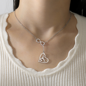 <span class=keywords><strong>Collana</strong></span> di moda donna simbolo <span class=keywords><strong>infinito</strong></span> in oro placcato in acciaio inox cuore ginnastica <span class=keywords><strong>collana</strong></span> gioielli regali per le donne ragazze - Product Image 2