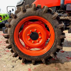 Fourniture directe Kubota M704k 70hp tracteur d'occasion machinerie agricole pas vieux tracteurs d'occasion à <span class=keywords><strong>vendre</strong></span> - Product Image 5