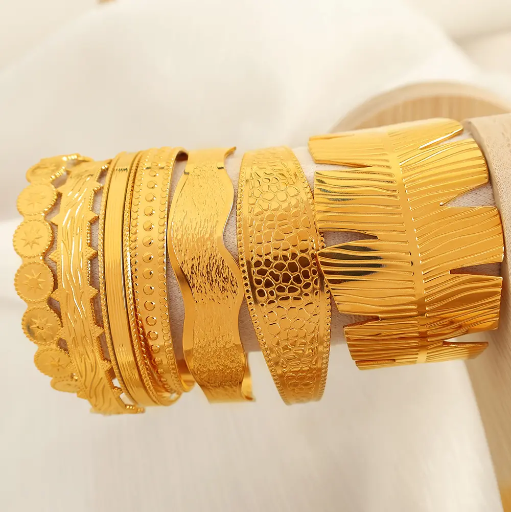 18K Gold Plated Stainless Steel Leaf Cuff Bracelet Bangle Fashion Waterproof Open Bracelet for Women Jewelry