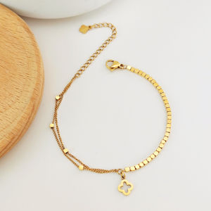 Nuevo Brazalete Exquisito con Trébol de Cuatro Hojas, Brazalete de Moda Ajustable con Cuentas Cúbicas para Mujer - Product Image 1