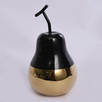 Décoration américaine moderne en céramique Fruit Pear Figurine Ornament Desktop Nordic Home Decoration Luxury Accessories