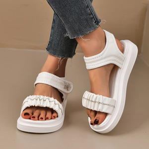 Women Thick Sole Pleated Beach <b>Sandals</b> Summer New Decoration Large Sports <b>Sandals</b> - Product Image 4