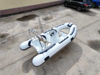 Bateau pneumatique rigide en FRP de 390 cm avec coque Hypalon PVC pour la pêche, à vendre