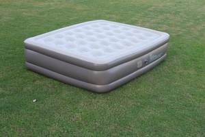 Cama Inflable Doble Convertible con Bomba Incorporada, Colchón de Aire de <span class=keywords><strong>Espuma</strong></span> Plegable y Portátil para Acampar al Aire Libre y en Casa - Product Image 4
