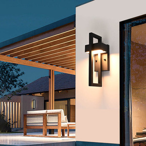 Lampade da Parete Esterne Moderne IP65 Impermeabili, Colore Nero, per Giardino, Parco, Portico, Illuminazione Stradale - Product Image 1