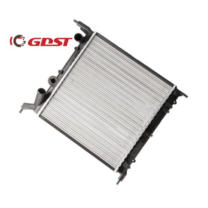 GDST Réservoir de radiateur automobile 31368231 31368232 32224829 Radiateur en aluminium pour voiture <span class=keywords><strong>Volvo</strong></span> Xc60 S90 V60 <span class=keywords><strong>V90</strong></span> Radiateur de moteur - Product Image 1