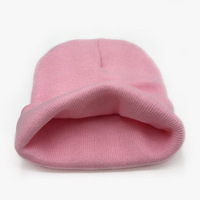 Cappello Beanie da Viaggio con Stampa Digitale Invernale, Motivo Cartoon, Logo Personalizzato, 100% Acrilico, Caldo e Lavorato a Maglia