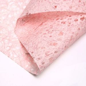 Nouveauté : Papier Fibre Rustique Fait Main 50x70cm pour Emballage de Boîtes Cadeaux de Luxe et Projets Artisanaux – 5 Feuilles/Paquet - Product Image 2