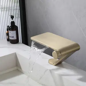 Luxury bathroom sink faucet waterfall brushed gold vessel sink water tap single handle 304 stainless steel wash basin faucet