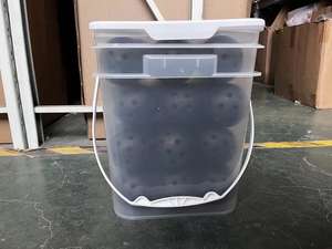 Детский мяч для пиклбола, пластиковый, 40 отверстий, высокая эластичность, модный, в упаковке-бочке - Product Image 6