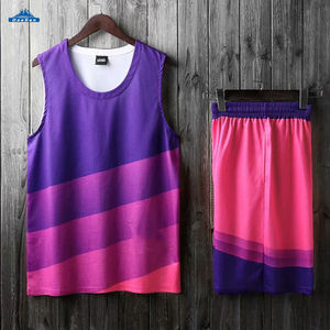 Uniforme d'interface neuronale d'équipe - Un système de tissage de données conçu pour synchroniser le tissage de synchronisation réflexe pour des impulsions d'équipe cohérentes - Product Image 1