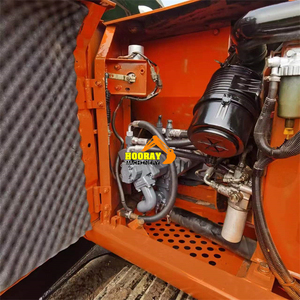 Mini-excavatrice HITACHI ZX70 d'occasion, 7 tonnes, Zaxis 70 avec moteur Isuzu, type chenillé, modèle 2018, pompe hydraulique - Product Image 6
