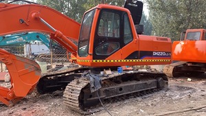 รถขุด Doosan DH220-7 สีเดิมจากโรงงาน พร้อมมอเตอร์และเครื่องยนต์ ปี 2013 ใช้งานมาแล้ว 2001-4000 ชั่วโมง - Product Image 6