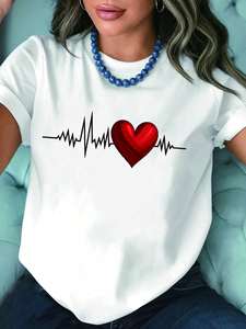 T-shirt décontracté grande taille pour femme, imprimé cœur rouge romantique, col rond, manches courtes, collection Printemps-Été, idéal pour la Saint-Valentin - Product Image 3