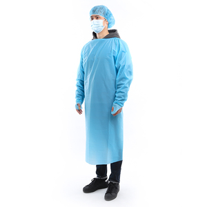 Robe jetable d'isolement de tablier jetable de CPE en plastique imperméable bleu de robe de CPE avec des douilles pour le docteur - Product Image 2