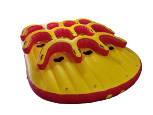 Canapé gonflable remorquable sur mesure pour 11 personnes, jaune et rouge, pour location commerciale en parc aquatique - Product Image 1