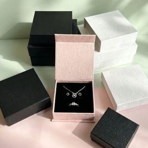Caja Magnética con Tapa Abatible, Hecha a Mano, con Papel Texturizado, para Anillos, Colgantes y Collares, Ecológica, con Logotipo Personalizado del Fabricante - Product Image 5