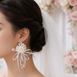 Boucles d'oreilles NianCan élégantes pour mariée, avec nœud et pompon en perles blanches, polyvalentes pour robe <span class=keywords><strong>de</strong></span> mariée, fête <span class=keywords><strong>de</strong></span> mariage, cadeaux <span class=keywords><strong>de</strong></span> fête des Mères - Product Image 3