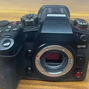Cámara Digital con Sensor CMOS de Cuatro Tercios y 25MP, GH6, Cámara de Alto Rendimiento 5.7K/4K, Lumix GH6 - Product Image 1