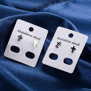 1 Paire de Boucles d'Oreilles Croix en Acier Inoxydable pour Femmes et Hommes, Petites Clous d'Oreilles Religieux à Fermeture Push-Back, Accessoires de Bijoux en Métal pour Piercing - Product Image 3