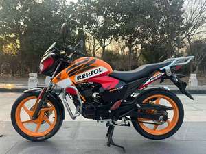 <span class=keywords><strong>Moto</strong></span> de rue Honda1 CBF150 150cc monocylindre refroidie par air pour les trajets quotidiens et la conduite urbaine - Product Image 4