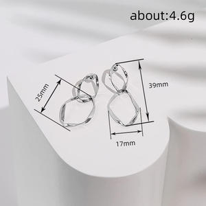 Orecchini a Clip Geometrici Trendy in Lega di Zinco Placcata Oro Bianco, Gioielli Unisex alla Moda, Design di Orecchini Statement - Product Image 6