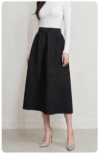 Jupe plissée Miyake style officiel professionnel PY 2026, taille élastique, coupe trapèze flatteuse, jupe midi évasée, vente en gros en ligne - Product Image 6